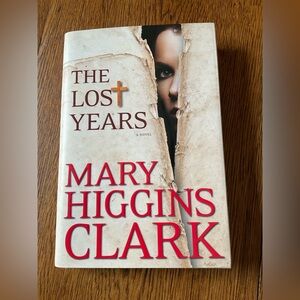 Sale 2 for $8 Mary Higgins Clark The Lost Years Hardback